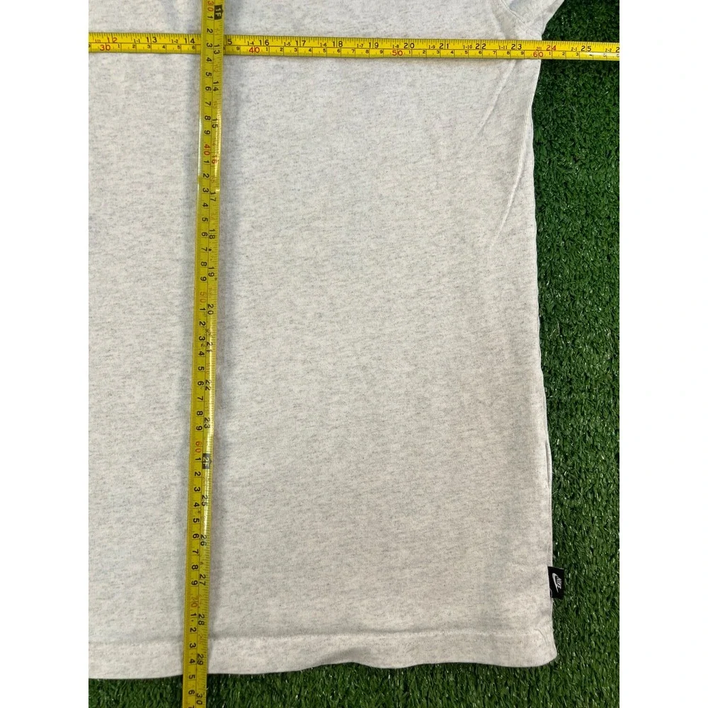 Nike Mens Loose Fit Grey Heather Embroidered Logo T-Shirt DO7392-051 XL